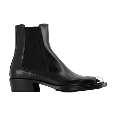 Alexander Mcqueen Boxcar Boots In Black/silver Leather
