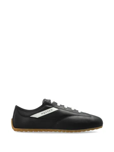 Alexander Mcqueen Boxe Low-top Leather Sneakers In Black