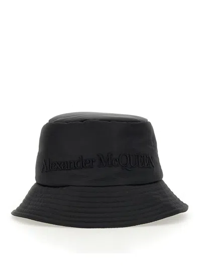 Alexander Mcqueen Bucket Hat With Logo In Black