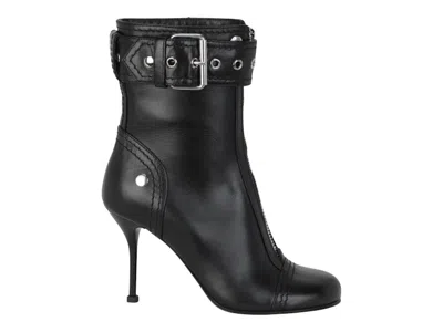 Pre-owned Alexander Mcqueen Buckle Detailed Ankle Boots (women's) Sneakers In Black/silver In Multi