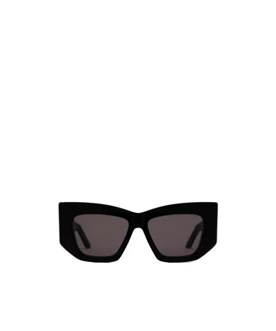 サングラス ALEXANDER MCQUEEN Woman Sunglasses Black AM0448S 001 Alexander Mcqueen Alexander Mc Queen Sunglasses Am0448 S 001