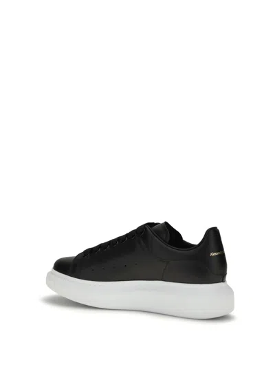 Alexander Mcqueen Calf Leather Platform Sneaker In Black