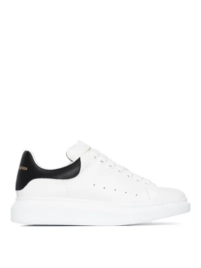 ALEXANDER MCQUEEN CALFSKIN LEATHER SNEAKERS WITH CONTRAST HEEL