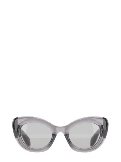 Alexander Mcqueen Cat-eye Sunglasses The Curve In Grey