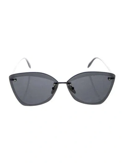 Pre-owned Alexander Mcqueen Cat-eye Tinted Sunglasses In Green