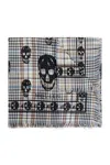 Alexander Mcqueen Checkered Frayed-edge Scarf In Gray