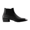 Alexander Mcqueen Punk Leather Chelsea Boots In Black