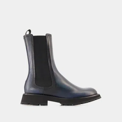 Alexander Mcqueen Chelsea Boots In Grey