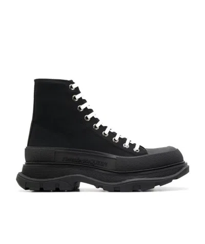 ALEXANDER MCQUEEN ALEXANDER MCQUEEN TREAD LACE UP BOOTS