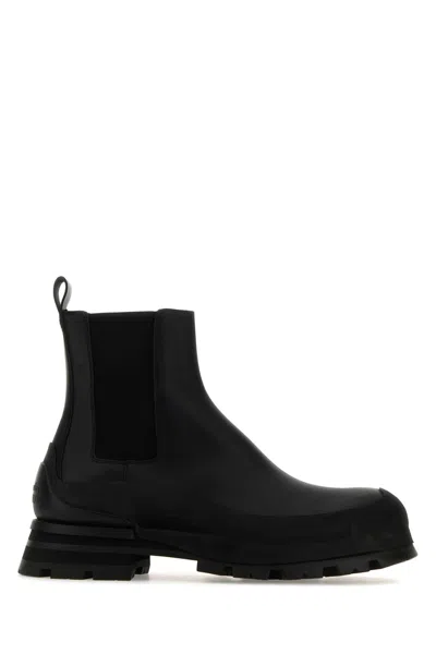 Alexander Mcqueen Classic Black Leather Chelsea Ankle Boots For Men