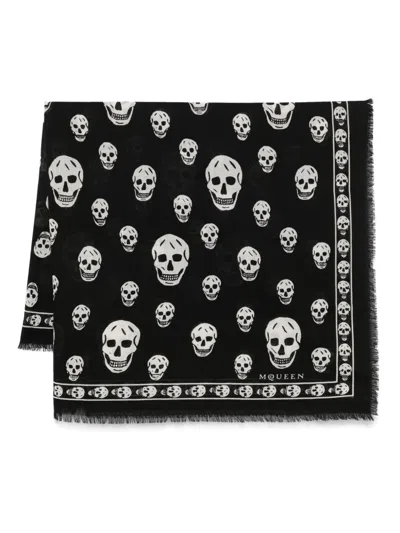 ALEXANDER MCQUEEN CLASSIC SKULL SCARF