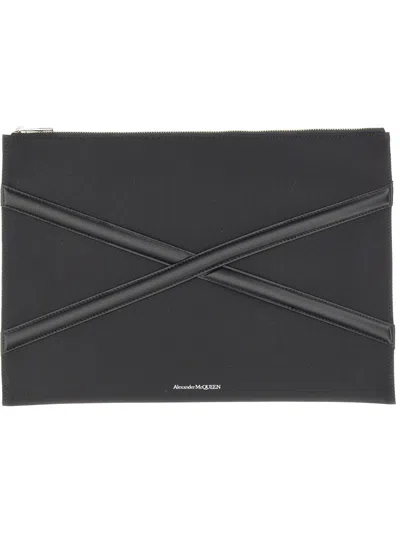 Alexander Mcqueen Clutch Harness In Black