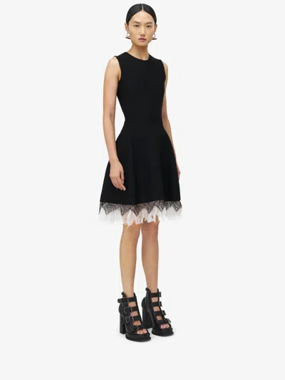 Alexander Mcqueen Cobweb Lace Knitted Dress In Black/ivory