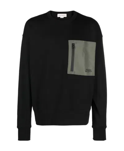 Alexander Mcqueen Contrasting Pocket Crew Neck Sweatshirt In Deep Black