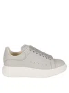 Alexander Mcqueen Cool Grey Dumbo Grain Leather Low-top Sneakers In Gray