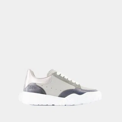 Alexander Mcqueen Court Trainers In Grey