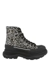 Alexander Mcqueen Tread Slick Boots In Black