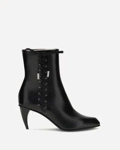 Alexander Mcqueen Curved-heel Ankle Boots With Side Lacing In Black
