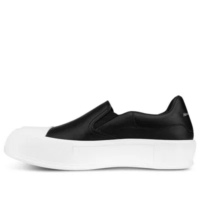 Alexander Mcqueen Deck Skate Plimsoll 'black White' In Multi