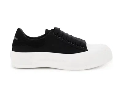 Pre-owned Alexander Mcqueen Deck Skate Plimsoll Laceup (women's) Sneakers In Black/white