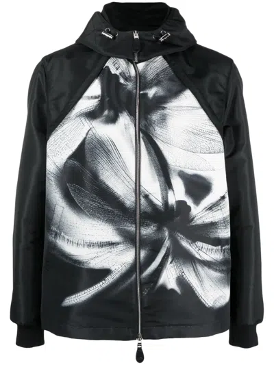 Alexander Mcqueen Dragonfly Shadow Hooded Bomber Jacket In Schwarz