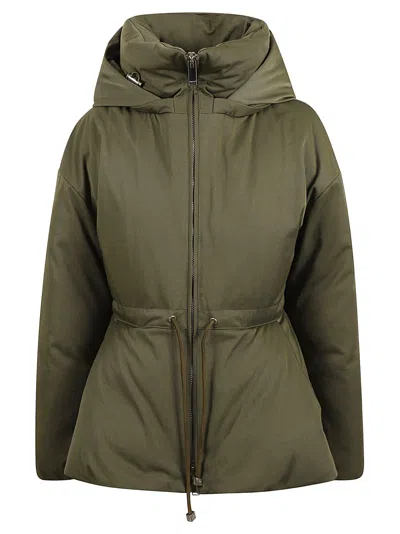 Alexander Mcqueen Relaxed Silhouette Coat With High Collar In Green