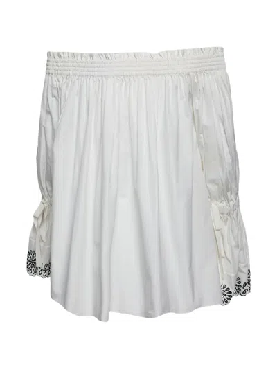 Pre-owned Alexander Mcqueen Embroidered Off-shoulder Top In White