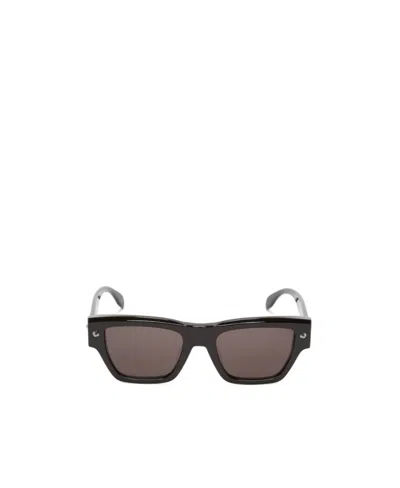 Alexander Mcqueen Engraved-logo Square Sunglasses In Black