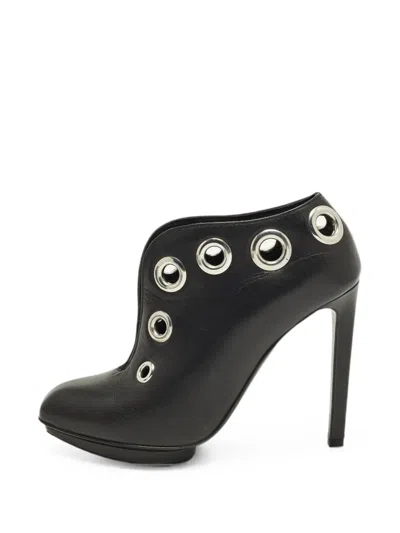 Pre-owned Alexander Mcqueen Eyelet-details Ankle Boots In Black