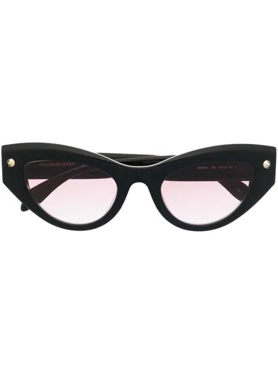 Alexander Mcqueen Cat-eye Frame Sunglasses In Black
