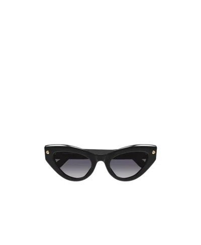 Alexander Mcqueen Eyewear Cat-eye Frame Sunglasses In Black
