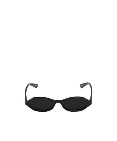 Alexander Mcqueen Eyewear Oval Frame Sunglasses In Black