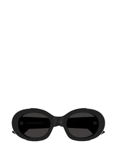 Alexander Mcqueen Eyewear Round Frame Sunglasses In Black
