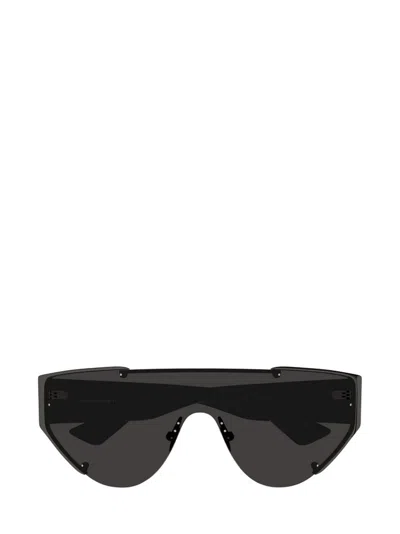 Alexander Mcqueen Eyewear Shield Frame Sunglasses In Black