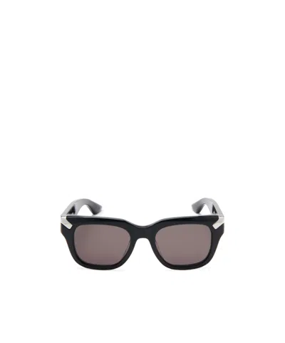 Alexander Mcqueen Eyewear Square Frame Sunglasses In Gray