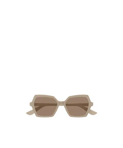 Alexander Mcqueen Eyewear Geometric Frame Sunglasses In Brown