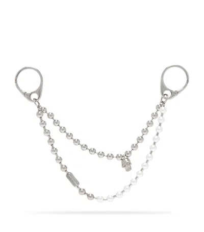 Alexander Mcqueen Faux Pearl And Skull Charm In Metallic