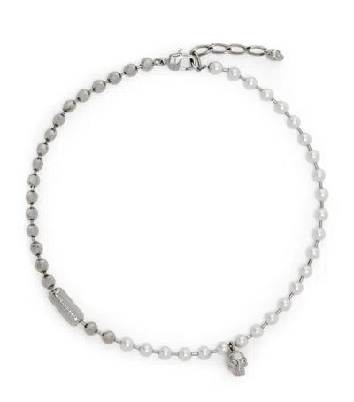 Alexander Mcqueen Faux Pearl And Skull Necklace In Metallic