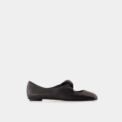 Alexander Mcqueen Flat Shoes