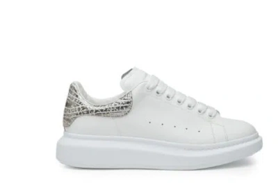 Alexander Mcqueen Flat Shoes In White