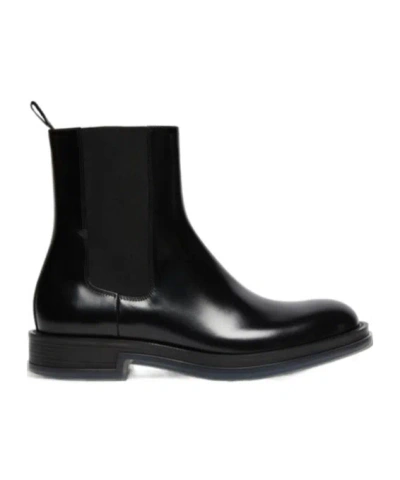 Alexander Mcqueen Float Chelsea Boots In Black