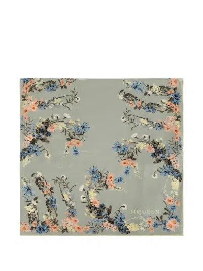Alexander Mcqueen Floral-motif Silk Scarf In Green