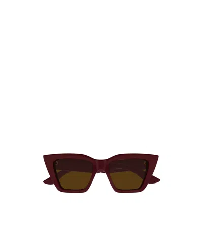 Alexander Mcqueen Frame Sunglasses In Red