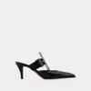 Alexander Mcqueen Mcqueen Birdee Pointed Toe Mule In Black