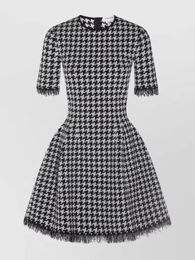 Alexander Mcqueen Fringe Trim Houndstooth Round Neckline Short Sleeves In Black