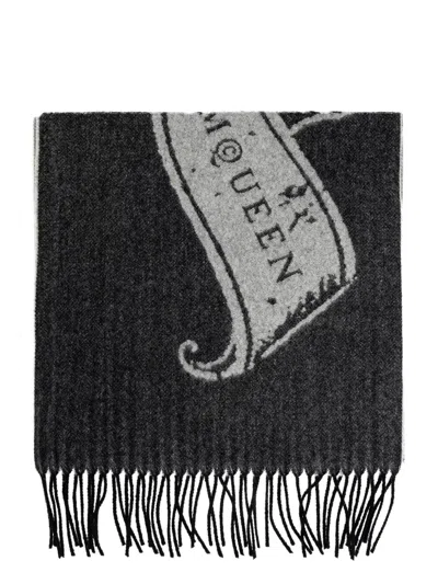 Alexander Mcqueen Fringed Logo-print Scarf In Gray