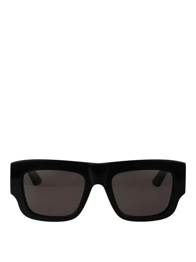 Alexander Mcqueen Sunglasses In Brown