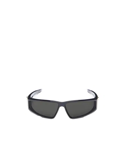 Alexander Mcqueen Geometric Frame Sunglasses In Black