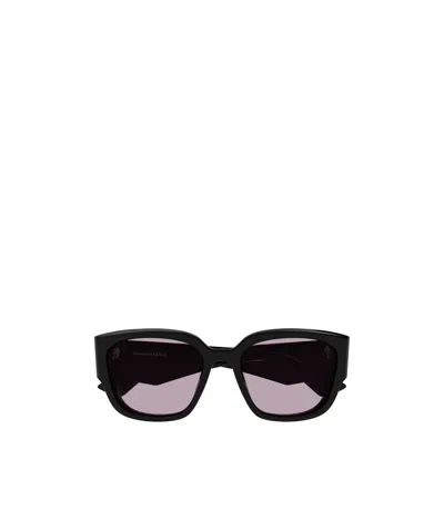 Alexander Mcqueen Geometric Frame Sunglasses In Black