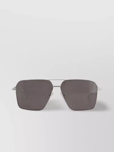 Alexander Mcqueen Geometric Metal Frame Sunglasses In Grey